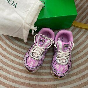 Orbit Sneaker Runner Shoes